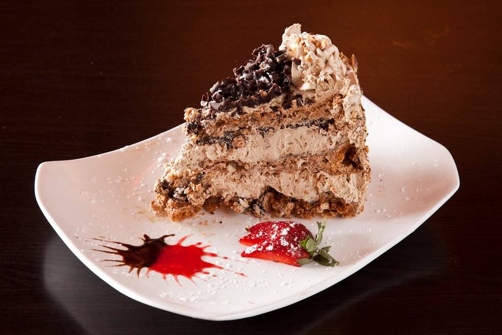 Symposium Cafe Restaurant & Lounge | restaurant | 117 Young St, Alliston, ON L9R 0E9, Canada | 7054352488 OR +1 705-435-2488