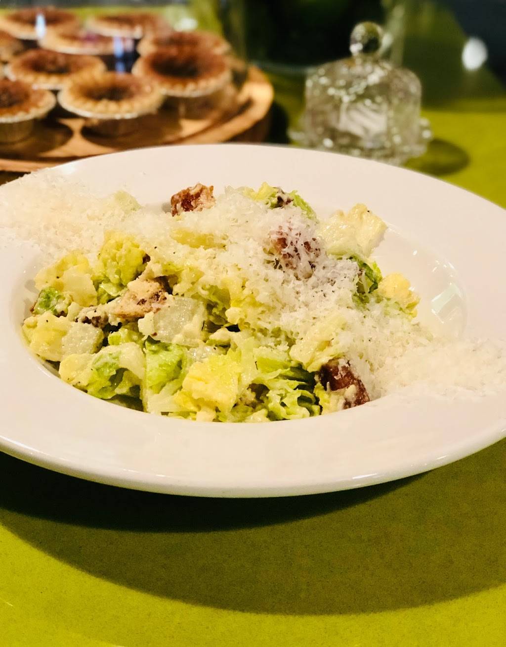 The Edge Restaurant & Bar | restaurant | 205467, County Rd 109 2nd floor, Orangeville, ON L9W 2Y9, Canada | 5199401111 OR +1 519-940-1111