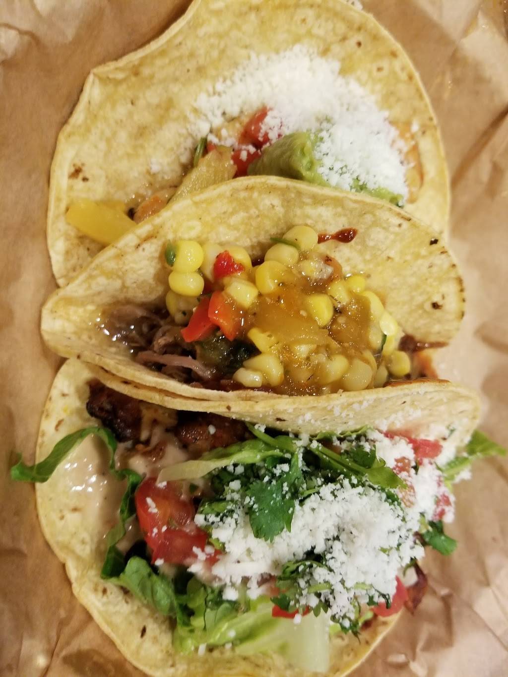 QDOBA Mexican Eats | restaurant | 5610 Glenridge Dr Ste 105, Sandy Springs, GA 30342, USA | 4043038800 OR +1 404-303-8800