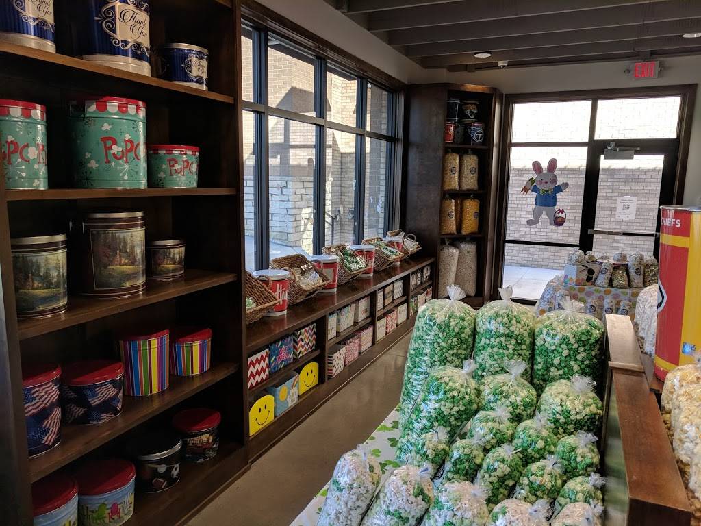 LaMars Donuts and Coffee | bakery | 4822 Pioneers Boulevard &, S 48th St, Lincoln, NE 68506, USA | 4024845555 OR +1 402-484-5555