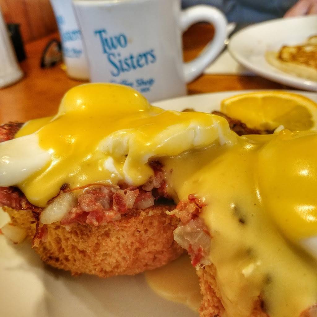 Two Sisters Coffee Shop | restaurant | 27 Washington St, Gloucester, MA 01930, USA | 9782813378 OR +1 978-281-3378