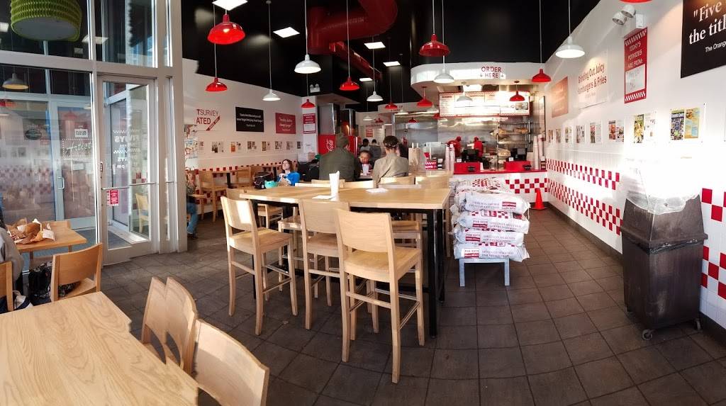 Five Guys | meal takeaway | 1146 S Wabash Ave, Chicago, IL 60605, USA | 3124318140 OR +1 312-431-8140