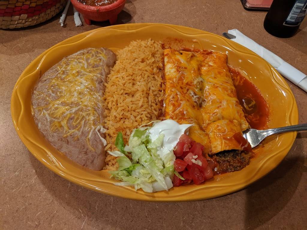 La Méxicana | restaurant | 3333 Ramada Rd, Grand Island, NE 68801, USA | 3086753886 OR +1 308-675-3886