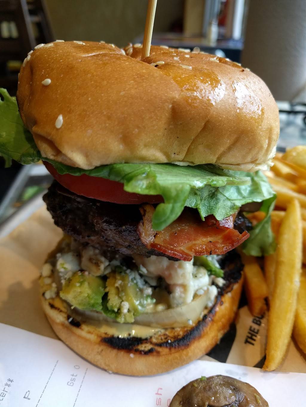 BGR The Burger Joint | restaurant | 4827 Fairmont Ave, Bethesda, MD 20814, USA | 2407434546 OR +1 240-743-4546