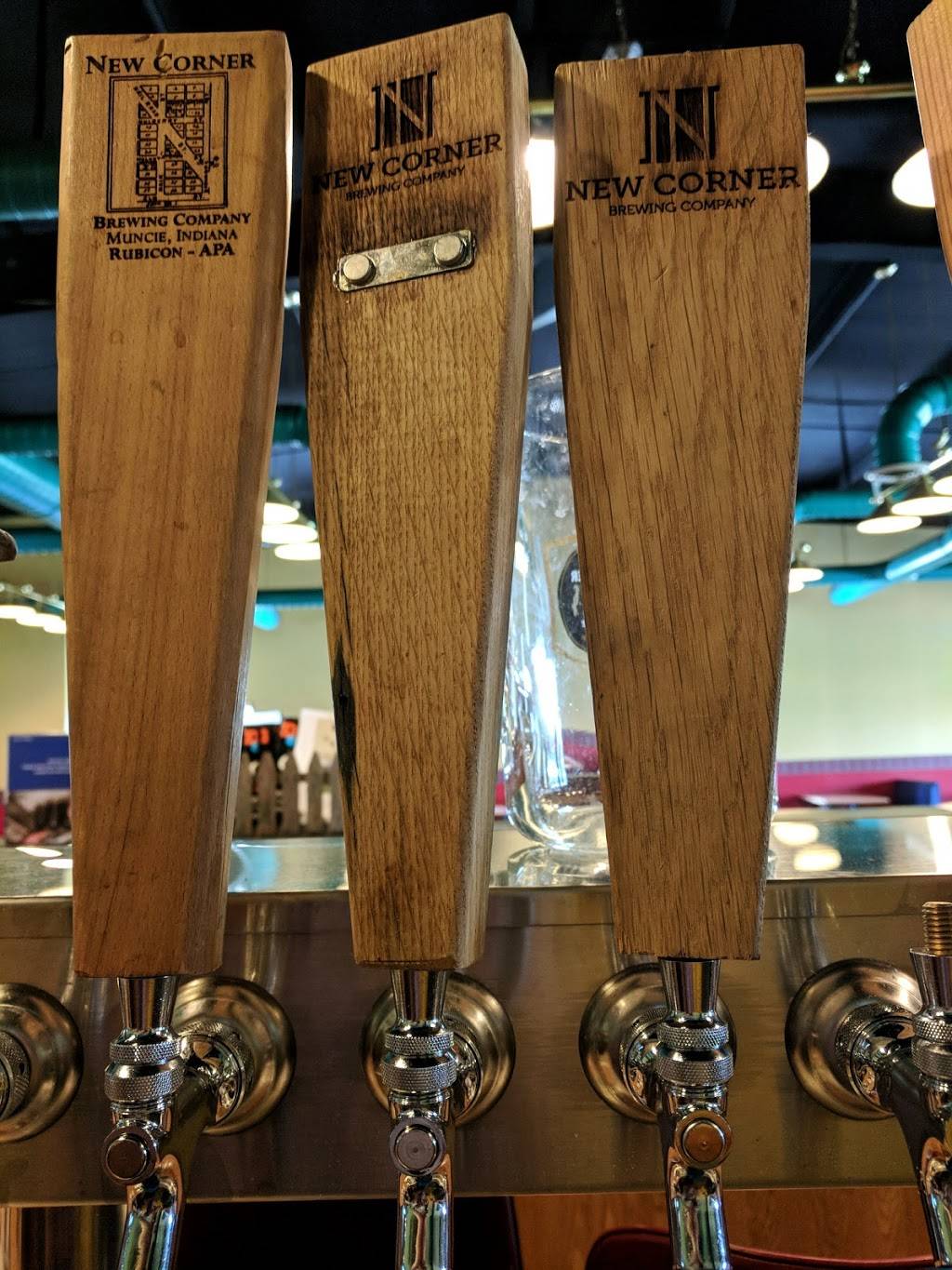 The Reservoir | restaurant | 6400 S CR, S 560 E Rd, Selma, IN 47383, USA | 7652733351 OR +1 765-273-3351