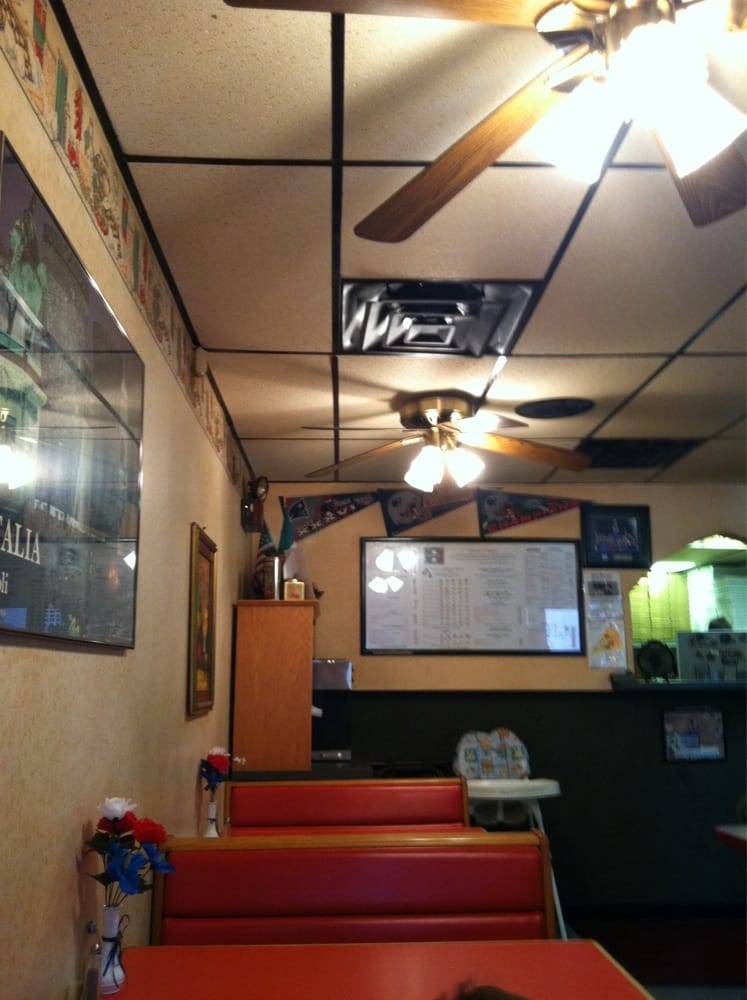 Napoli Pizza III | restaurant | 57 Main St, Sturbridge, MA 01566, USA | 5083478225 OR +1 508-347-8225