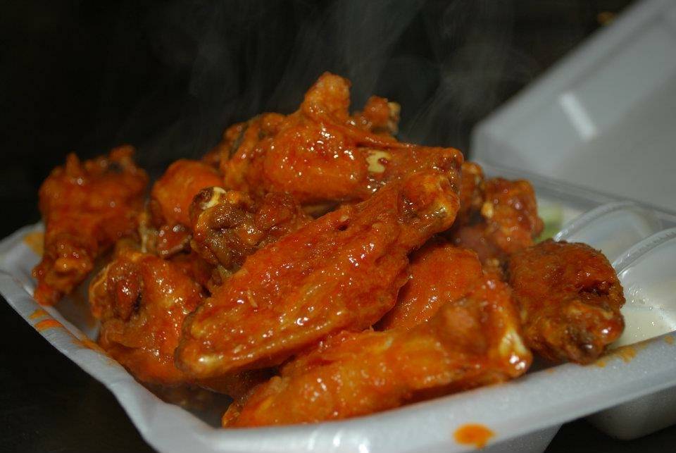 Sammy’s 2 Pizza of Buffalo | restaurant | 640 Colvin Ave, Buffalo, NY 14217, USA | 7168760678 OR +1 716-876-0678