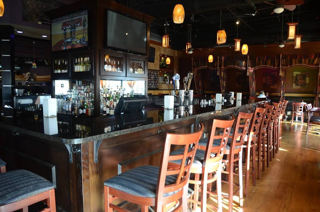 Tokyo Bay | restaurant | 2775 Showplace Dr, Naperville, IL 60564, USA | 6305798880 OR +1 630-579-8880