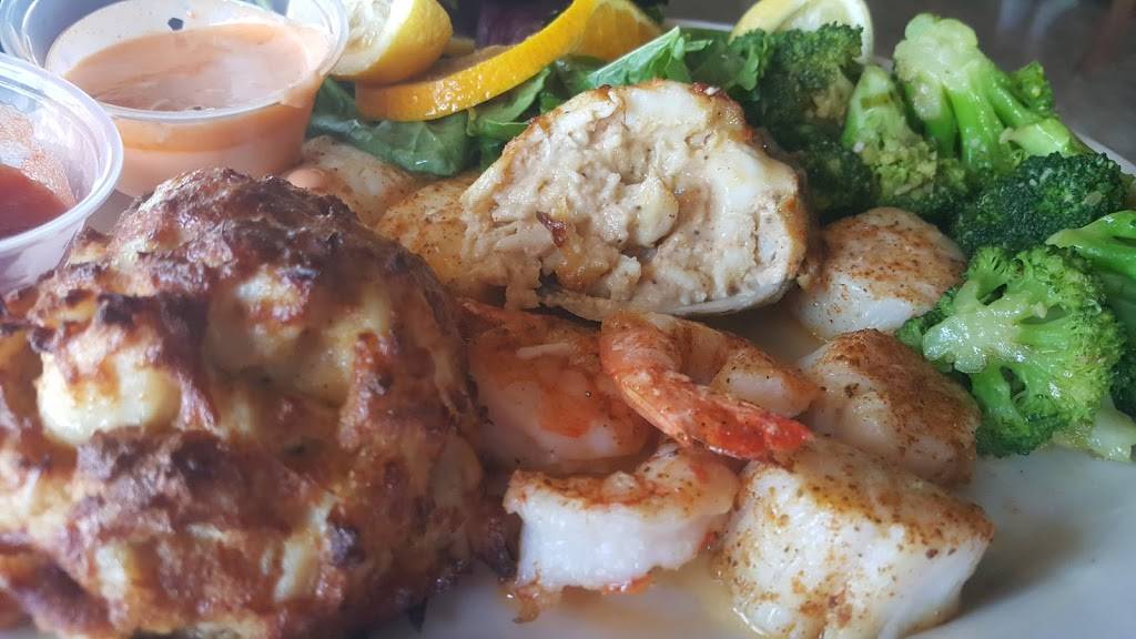 Backfins Grille | restaurant | 7514 Ritchie Hwy, Glen Burnie, MD 21061, USA | 4439604664 OR +1 443-960-4664