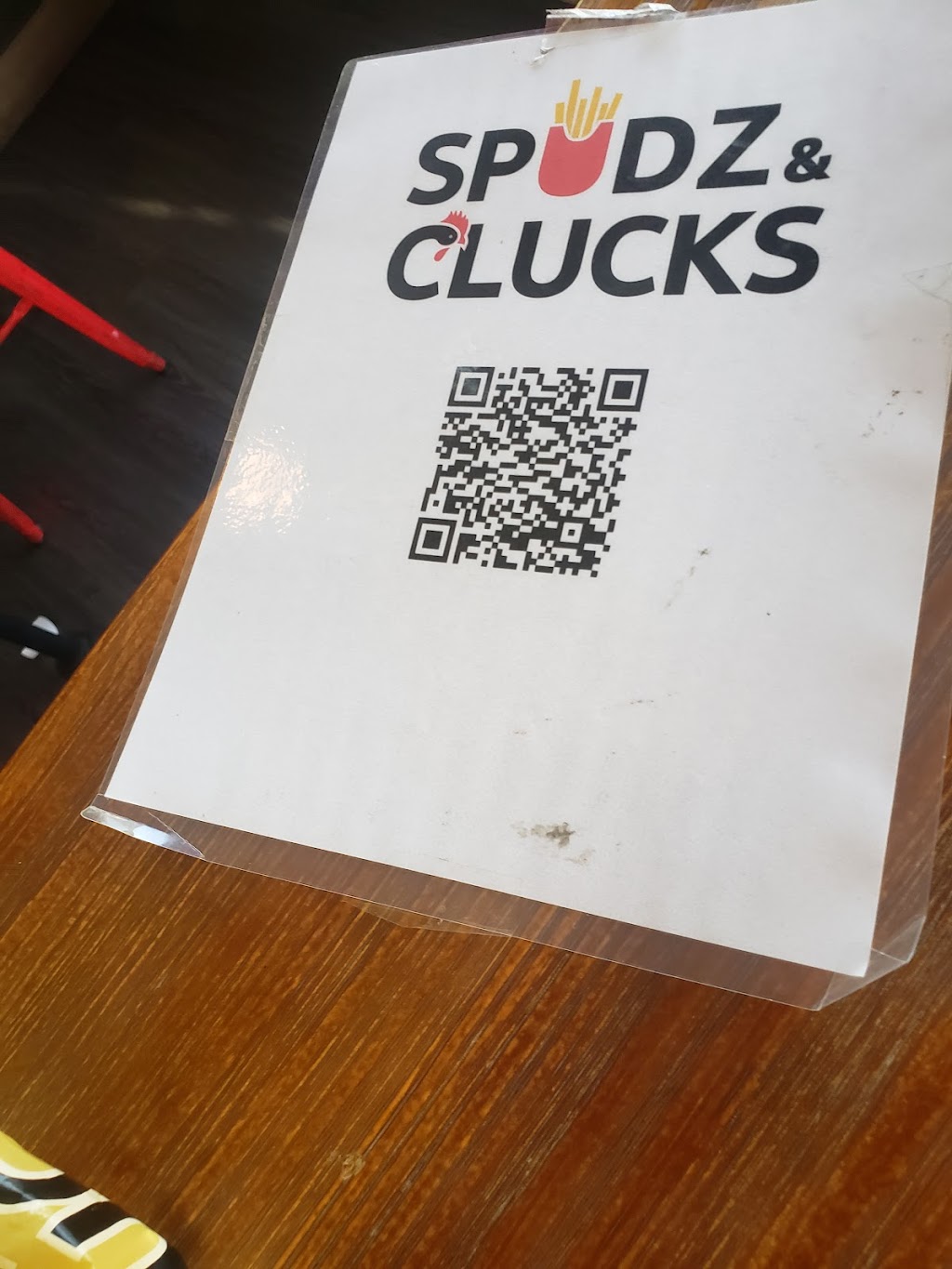 Spudz & Clucks | restaurant | 18456 Grand River Ave, Detroit, MI 48223, USA | 3136466902 OR +1 313-646-6902