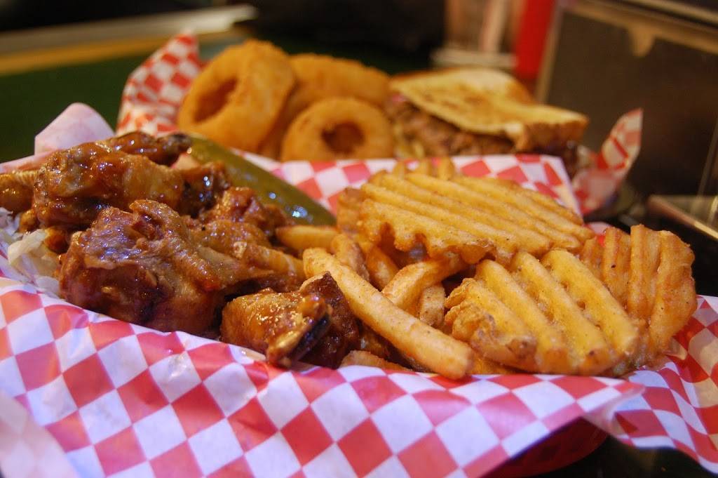 The Jolly Scholar | restaurant | 11111 Euclid Ave, Cleveland, OH 44106, USA | 2163680090 OR +1 216-368-0090