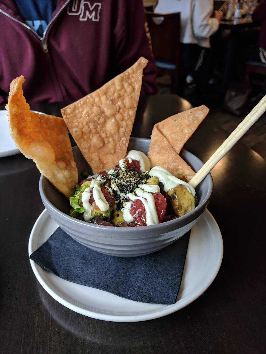 West Row Cafe & Bar | restaurant | 2567, 35 Market Square, Newburyport, MA 01950, USA | 9785721471 OR +1 978-572-1471