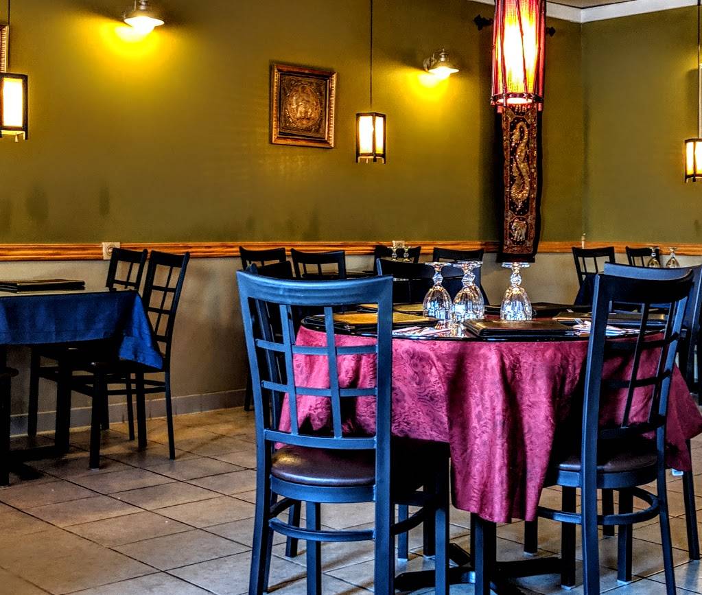 Bangkok Place | restaurant | 705 Co Rd 6 E, Elkhart, IN 46514, USA | 5742640402 OR +1 574-264-0402