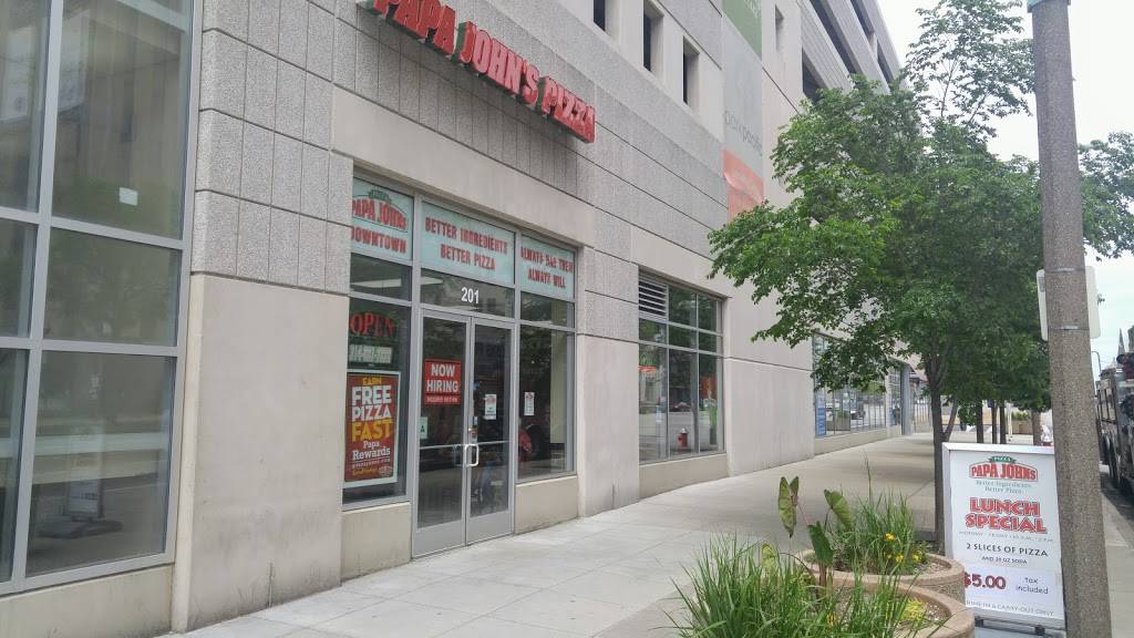 Papa Johns Pizza | restaurant | 201 N Tucker Blvd UNIT E, St. Louis, MO 63103, USA | 3146217272 OR +1 314-621-7272