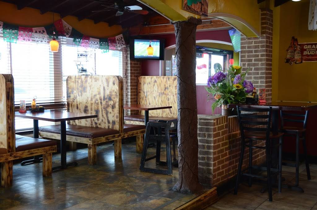 Carmens Taqueria | restaurant | 1935 S Church St, Murfreesboro, TN 37130, USA | 6154103516 OR +1 615-410-3516