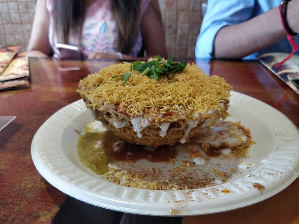 Dimples Khasiyat Restaurant | restaurant | 77 Middlesex Ave, Iselin, NJ 08830, USA | 7324040331 OR +1 732-404-0331