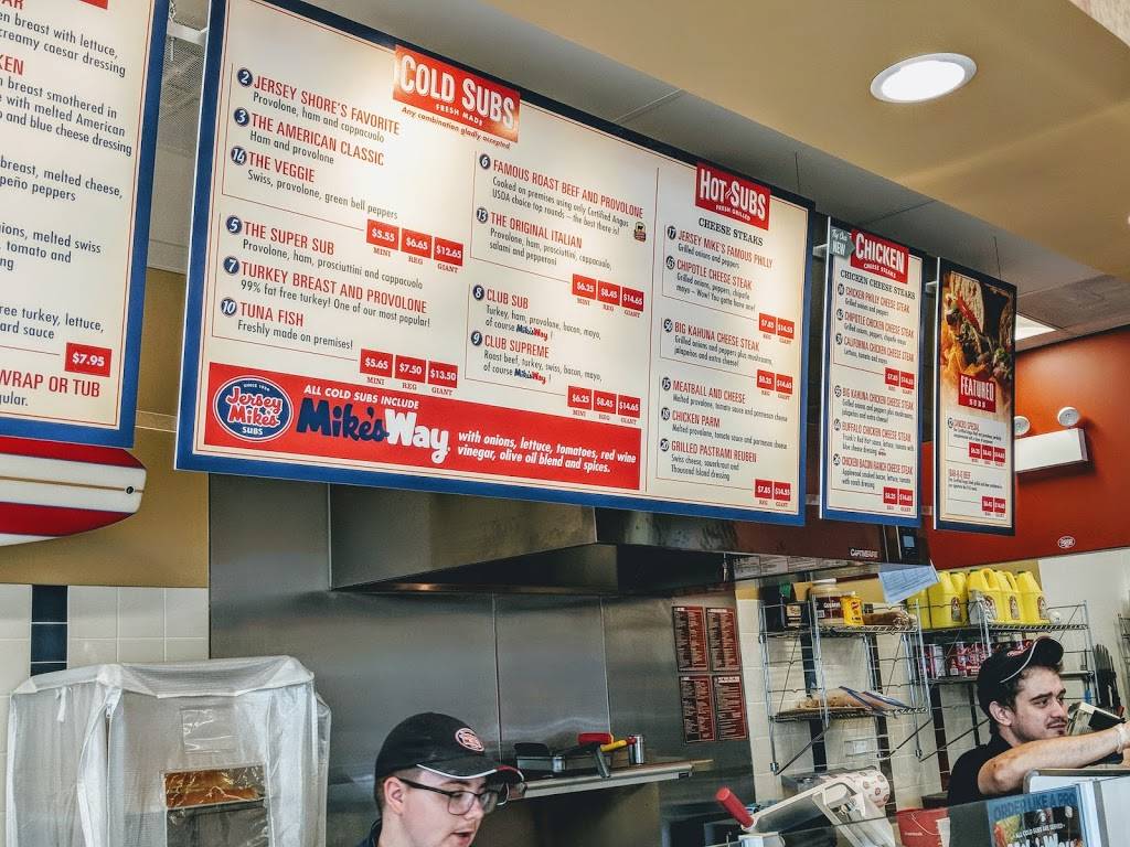 Jersey Mikes Subs | restaurant | 2115 W Roosevelt Rd, Wheaton, IL 60187, USA | 6304620545 OR +1 630-462-0545