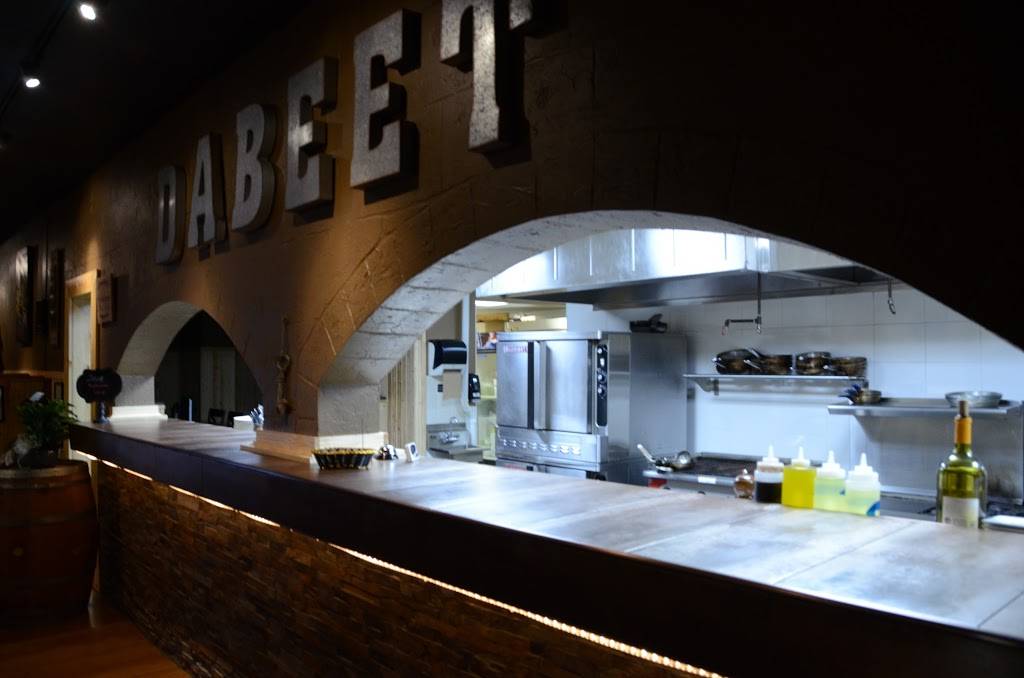 DaBeets Bistro | restaurant | 128 E 2nd St, Muscatine, IA 52761, USA | 5632609396 OR +1 563-260-9396