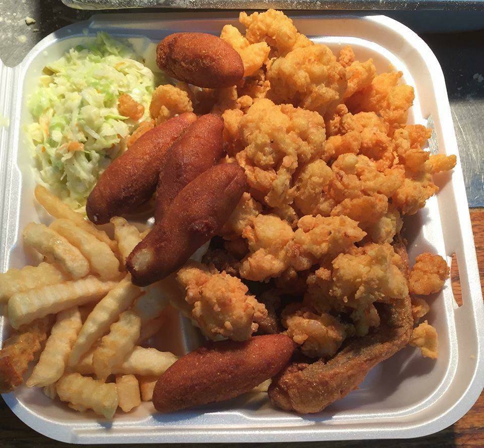 E&H Barbeque Hut | restaurant | 171 Morgan J Rd, Shannon, NC 28386, USA | 9108433321 OR +1 910-843-3321