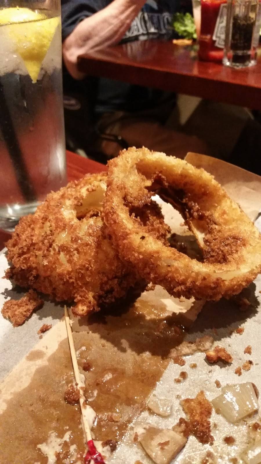 Village Burger Bar | restaurant | 3699 McKinney Ave, 325 West Village C, Dallas, TX 75204, USA | 2144439998 OR +1 214-443-9998