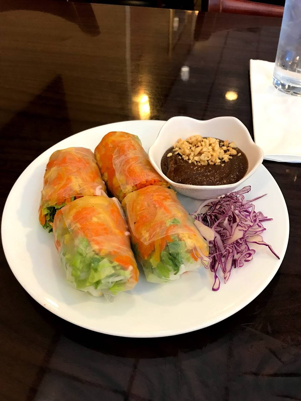 Life Pho | restaurant | 484 Ritchie Hwy, Severna Park, MD 21146, USA | 4105448884 OR +1 410-544-8884