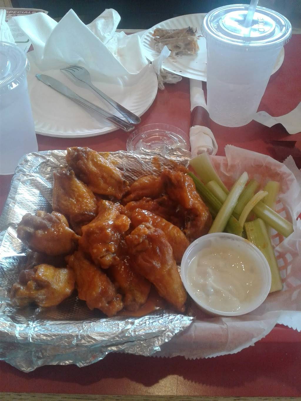 Renzis Pizzeria BRIDESBURG | restaurant | 2728 Orthodox St, Philadelphia, PA 19137, USA | 2155331300 OR +1 215-533-1300