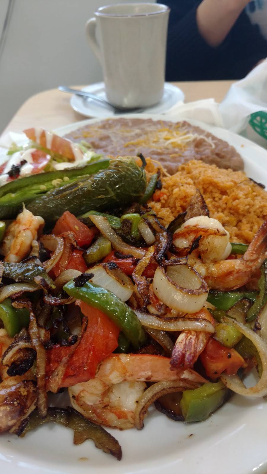 El Grullense Restaurant | restaurant | 49713 Gorman Post Rd, Gorman, CA 93243, USA | 6612486506 OR +1 661-248-6506