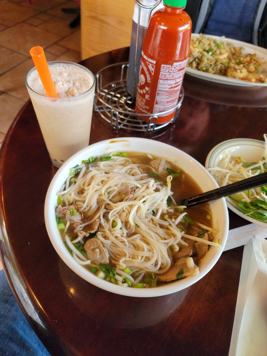 Phở Gia | restaurant | 1944 NE Sandy Blvd, Portland, OR 97232, USA | 5032334916 OR +1 503-233-4916