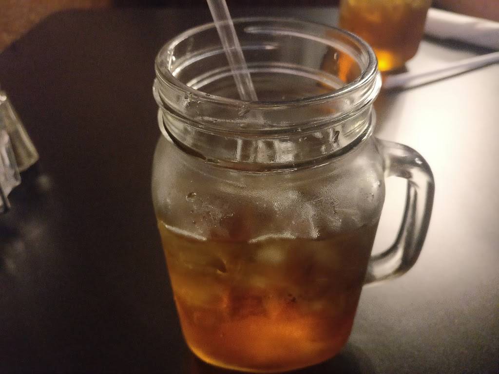 Southern Soul on Main | restaurant | 312 Main St, Greenwood, SC 29646, USA | 8642233881 OR +1 864-223-3881