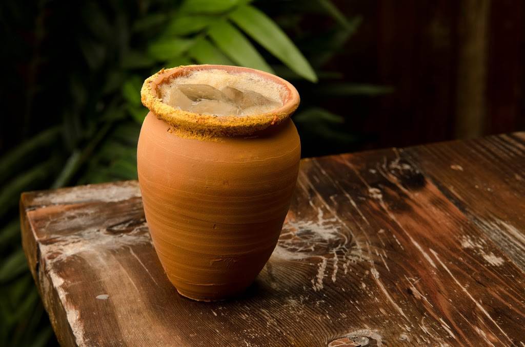 Todos Santos | restaurant | 2456 N California Ave, Chicago, IL 60647, USA | 3128788571 OR +1 312-878-8571