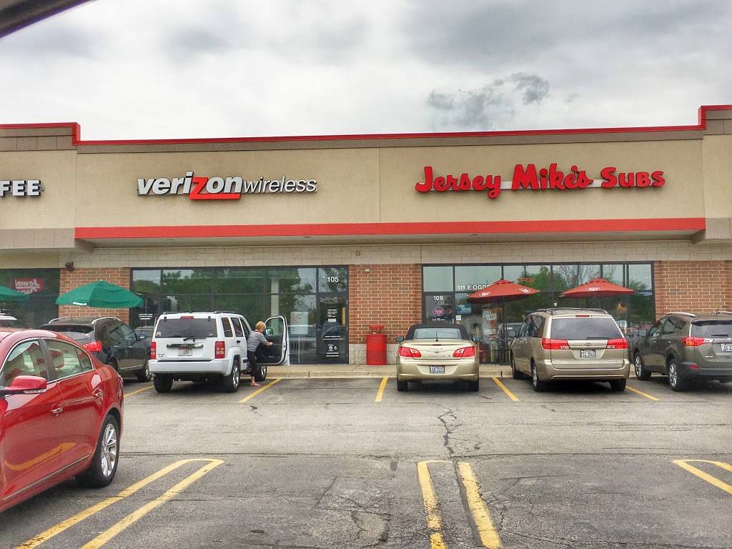Jersey Mikes Subs | meal takeaway | 111 E Ogden Ave, Naperville, IL 60563, USA | 6305480950 OR +1 630-548-0950