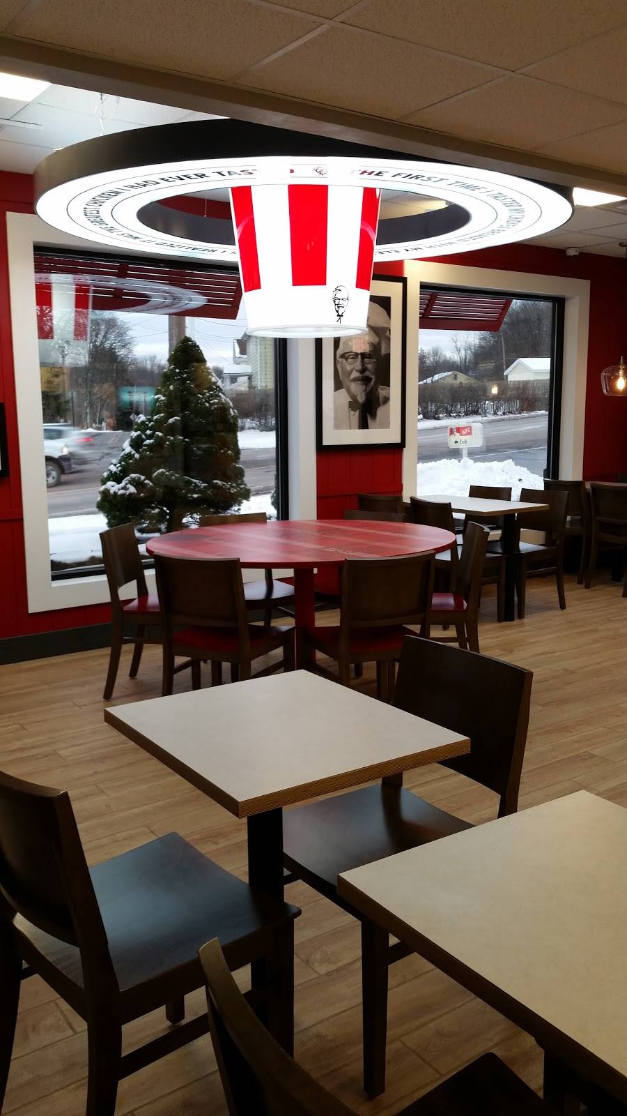 KFC | restaurant | 650 E Broad St, Hazleton, PA 18201, USA | 5704556254 OR +1 570-455-6254