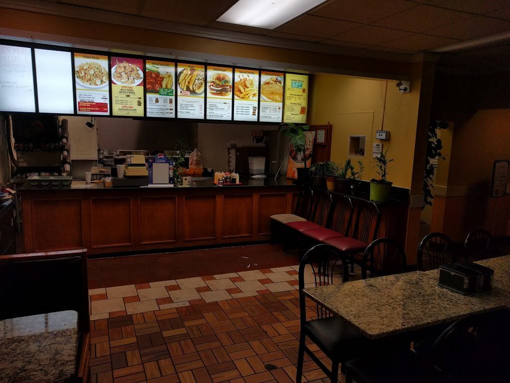 Golden Seafood & Chicken | restaurant | 2600 S Saunders St, Raleigh, NC 27603, USA | 9198330121 OR +1 919-833-0121