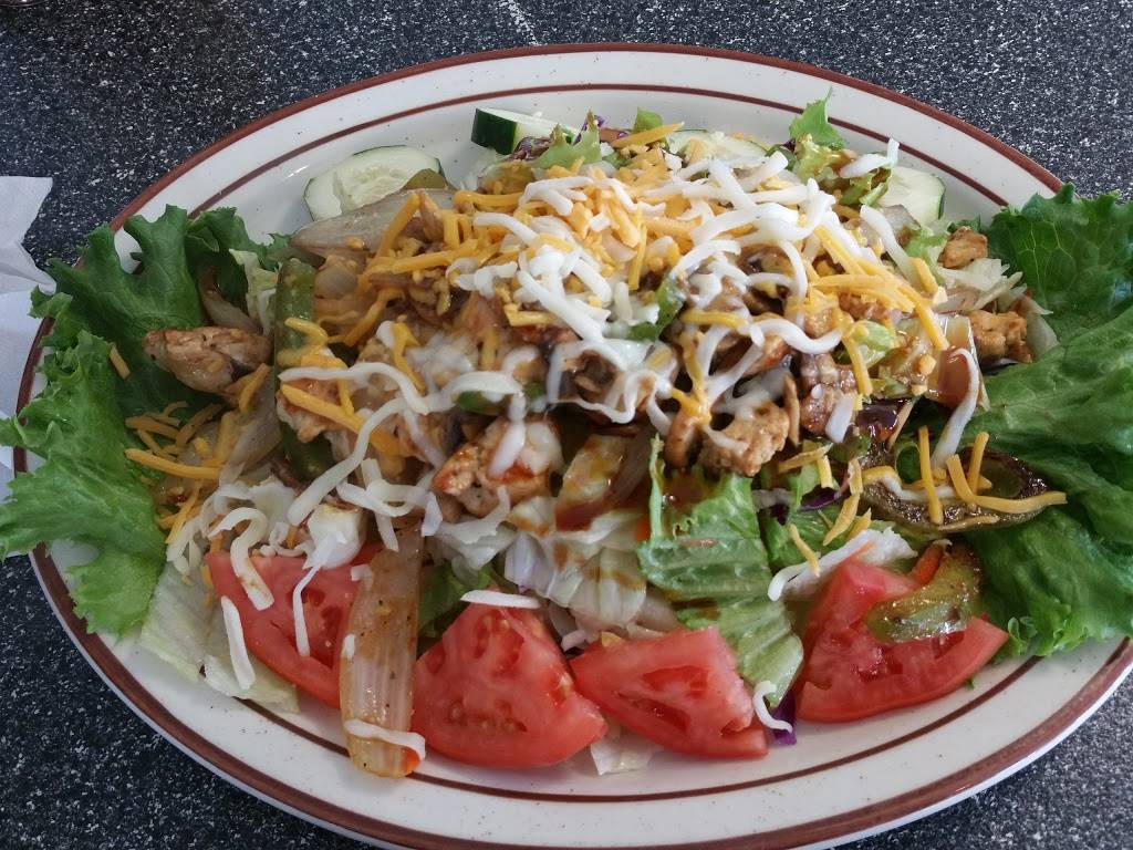 Chubbys Diner | restaurant | 6451 N Blackstone Ave, Fresno, CA 93710, USA | 5594489999 OR +1 559-448-9999