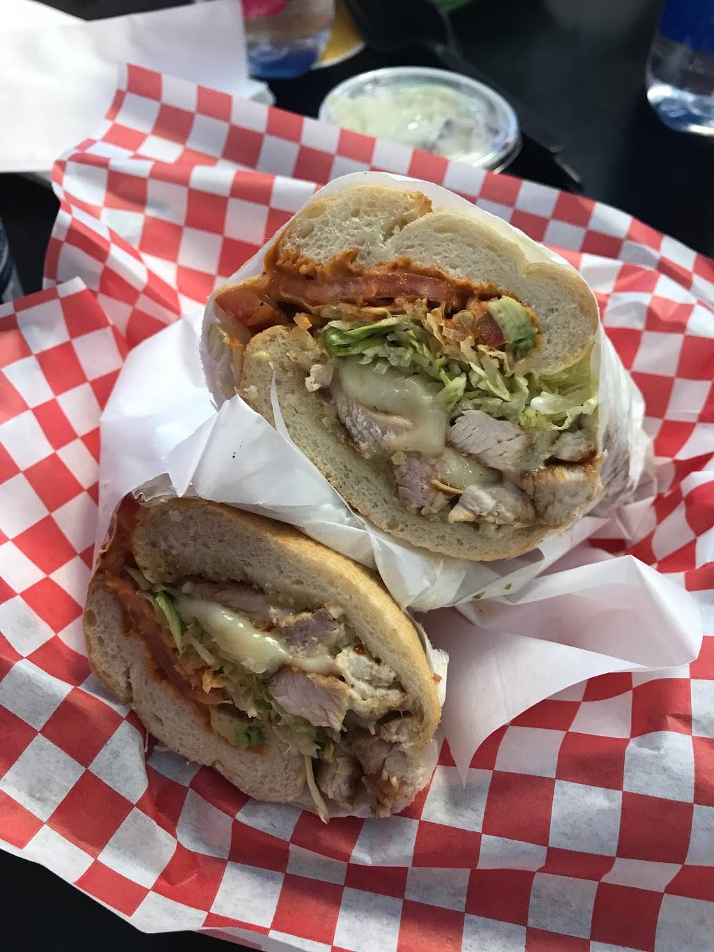 NY Slicers Deli | restaurant | 835 N 43rd Ave, Phoenix, AZ 85009, USA | 6024428000 OR +1 602-442-8000