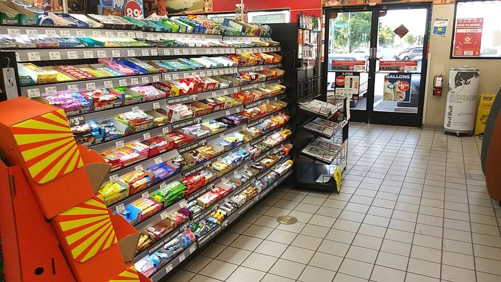 Circle K | cafe | 5049 W Buckeye Rd, Phoenix, AZ 85043, USA | 6022785088 OR +1 602-278-5088