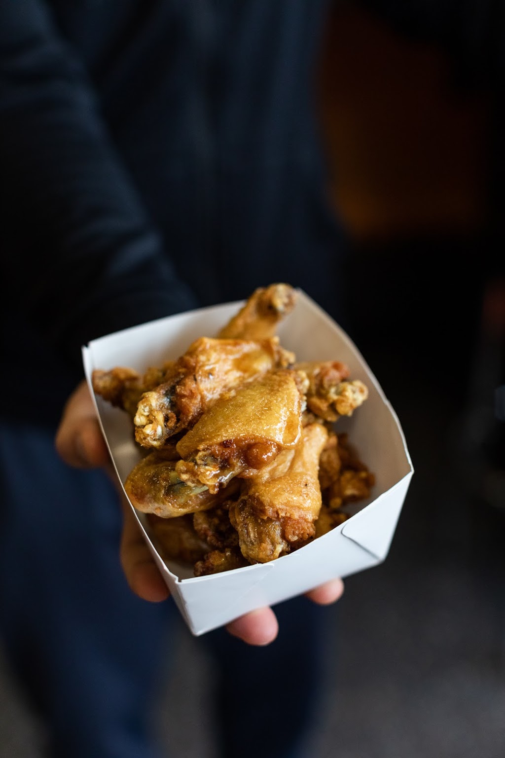 Wing Snob | restaurant | 31503 Gratiot Ave, Roseville, MI 48066, USA | 5869999464 OR +1 586-999-9464