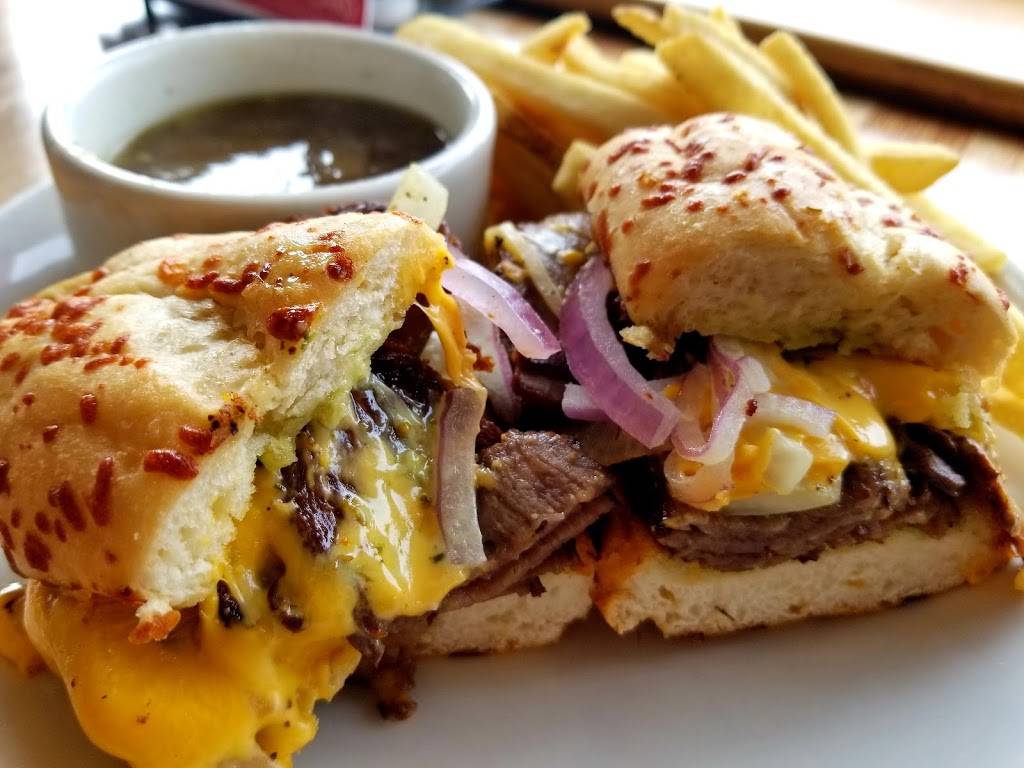 Applebees Grill + Bar | restaurant | 14091 E Iliff Ave, Aurora, CO 80014, USA | 3037459897 OR +1 303-745-9897