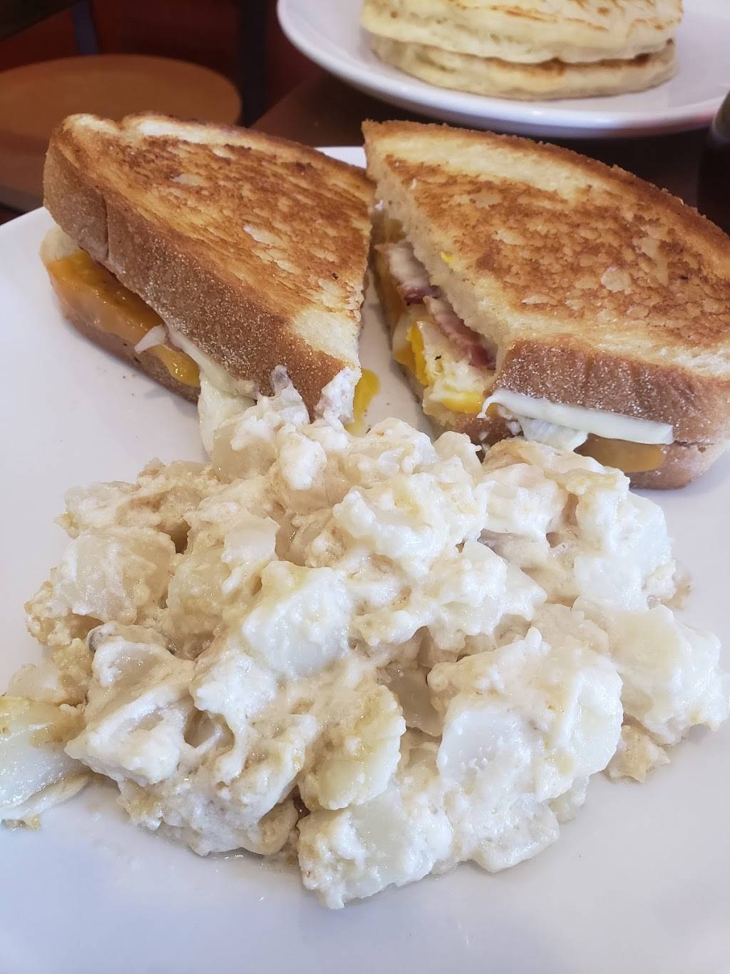 Corner Cafe | restaurant | 2000 Ocean St, Marshfield, MA 02050, USA | 7818378150 OR +1 781-837-8150