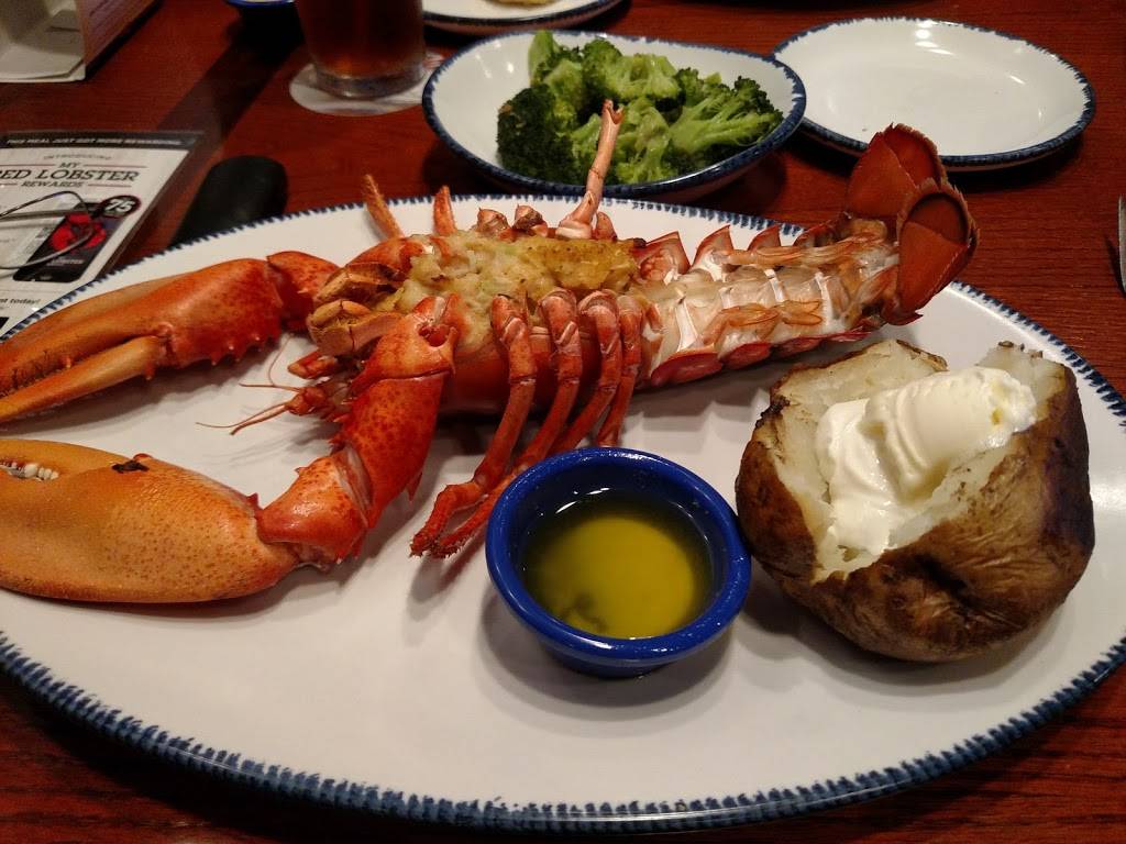 Red Lobster | restaurant | 714 S Eldorado Rd, Bloomington, IL 61704, USA | 3096639405 OR +1 309-663-9405