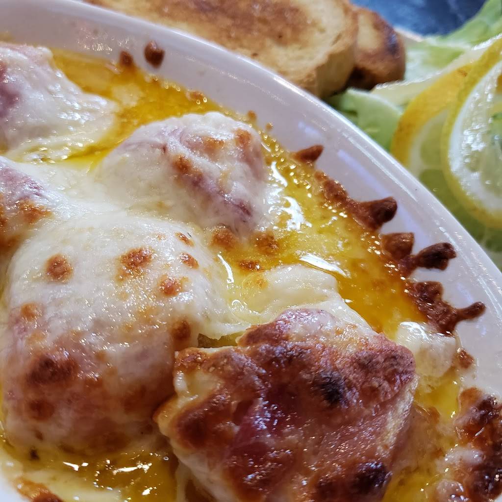 Locks Stock & Barrel | restaurant | 5436 NY-64, Canandaigua, NY 14424, USA | 5852299848 OR +1 585-229-9848