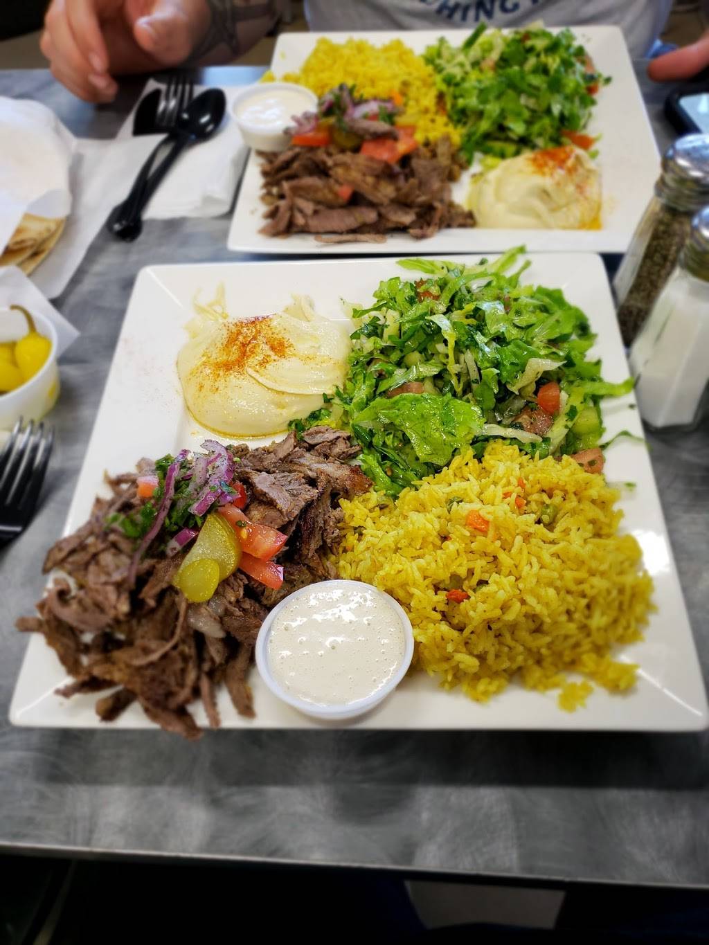 Hummus Express | restaurant | 8110 Rosedale Hwy #B, Bakersfield, CA 93312, USA | 6618292750 OR +1 661-829-2750