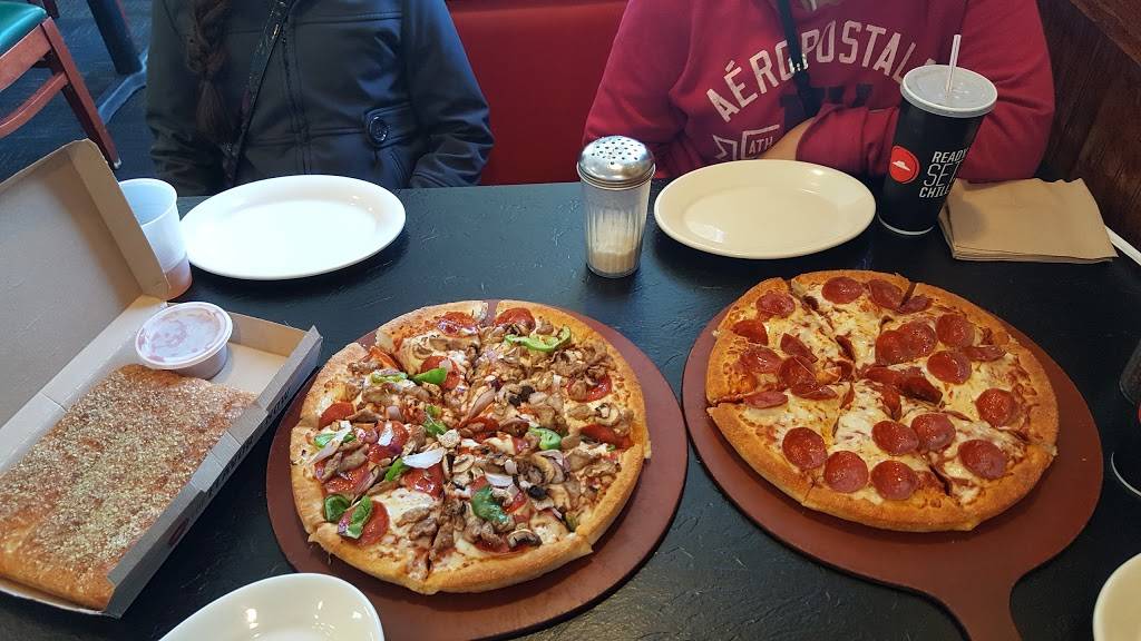 Pizza Hut | meal takeaway | 4188 E Dakota Ave Ste 101, Fresno, CA 93726, USA | 5592221826 OR +1 559-222-1826