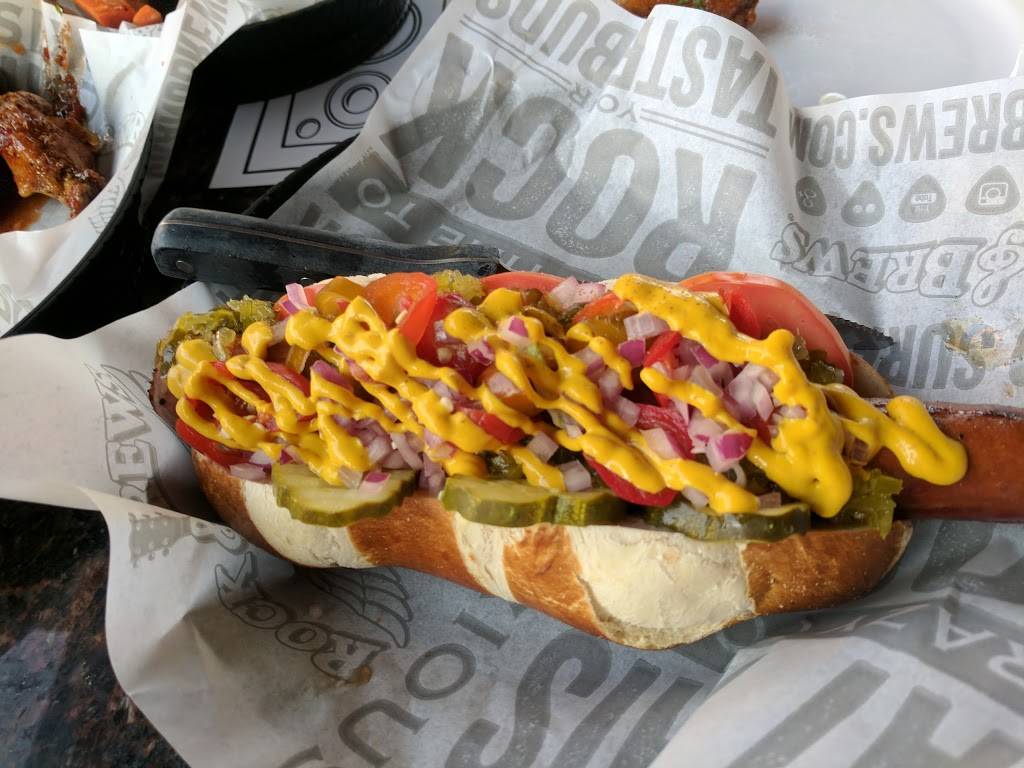 Rock & Brews | restaurant | 143 Main St, El Segundo, CA 90245, USA | 3106272137 OR +1 310-627-2137