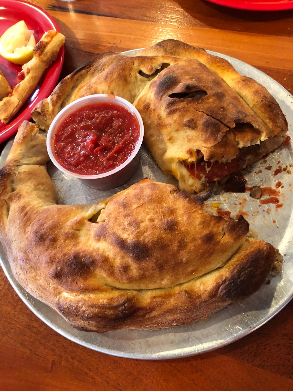 Fratelli Pizza | restaurant | 1850 N Fort Valley Rd, Flagstaff, AZ 86001, USA | 92871497003 OR +1 928-714-9700 ext. 3