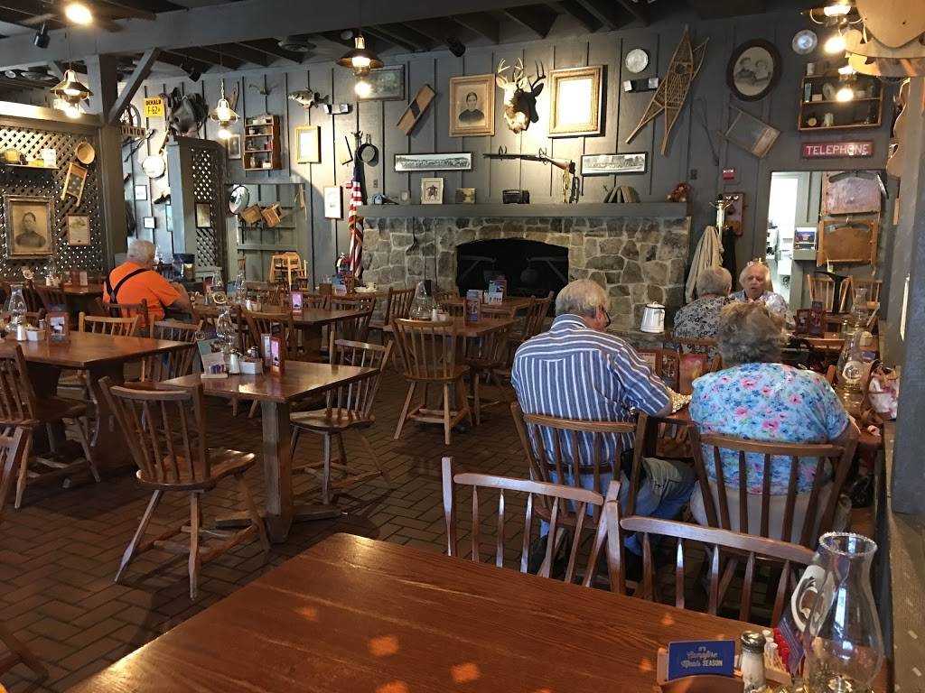 Cracker Barrel Old Country Store | restaurant | 1215 E Lancaster Ave, Downingtown, PA 19335, USA | 6108739059 OR +1 610-873-9059