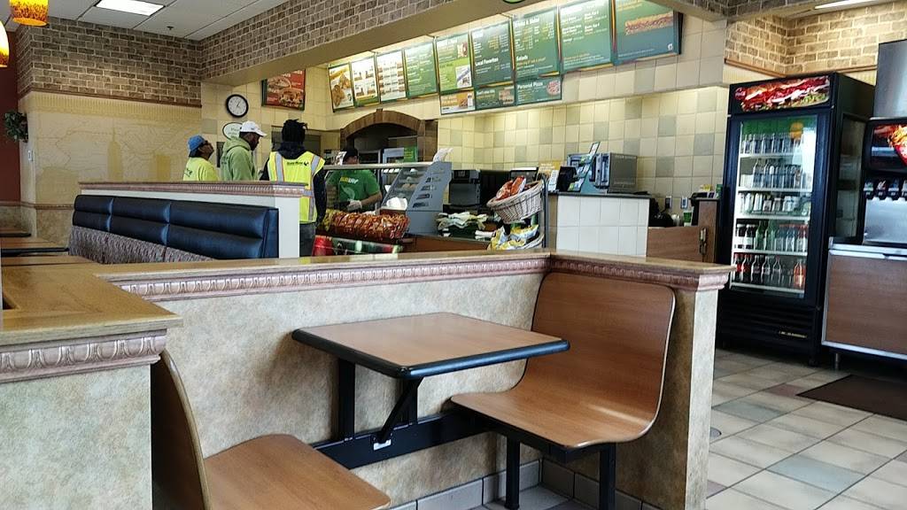 Subway Restaurants | restaurant | 768 MN-110, Mendota Heights, MN 55120, USA | 6514051327 OR +1 651-405-1327