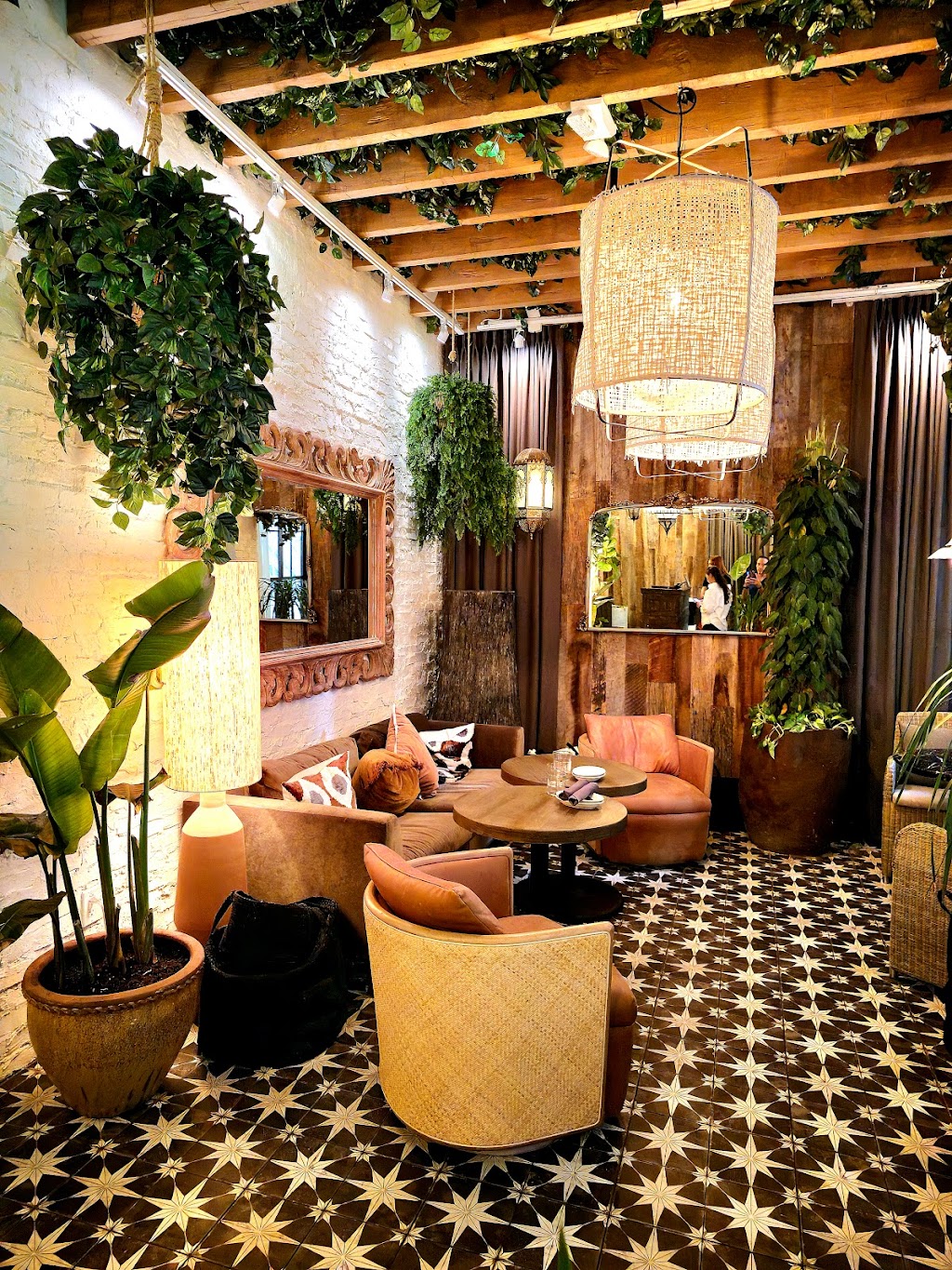 Aba Miami - Bal Harbour | restaurant | 9700 Collins Ave # 101, Bal Harbour, FL 33154, USA | 3056772840 OR +1 305-677-2840