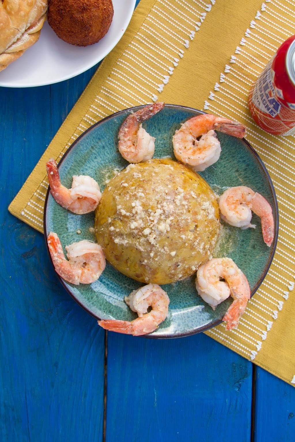 En Mi Viejo San Juan | restaurant | 8025 W Hillsborough Ave, Tampa, FL 33615, USA | 7738750538 OR +1 773-875-0538