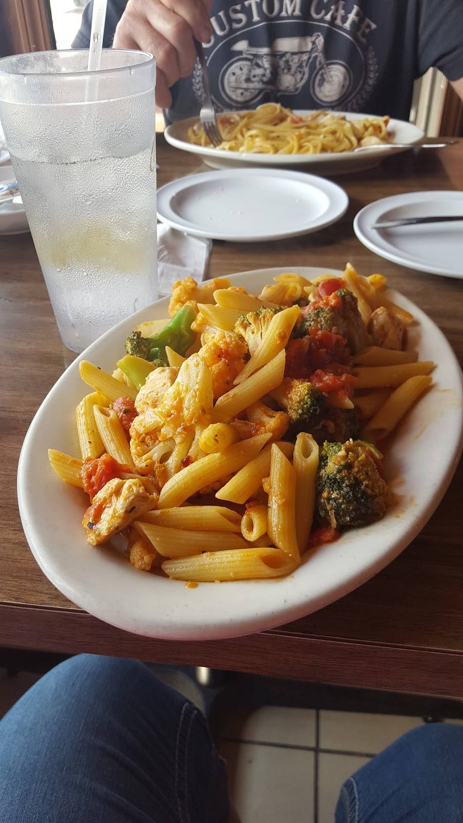 Caffè Roma | cafe | 13000 Lorain Ave, Cleveland, OH 44111, USA | 2168899999 OR +1 216-889-9999